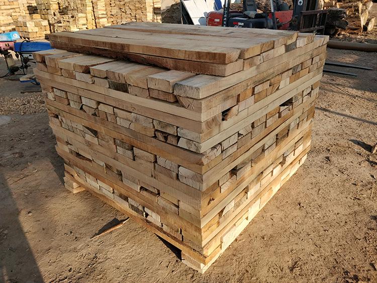 鄂尔多斯生产实木包装板厂家